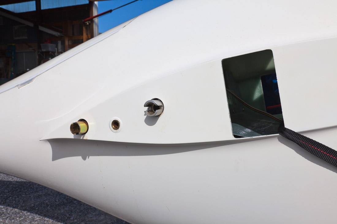 Wing airbrake - aileron interconnects